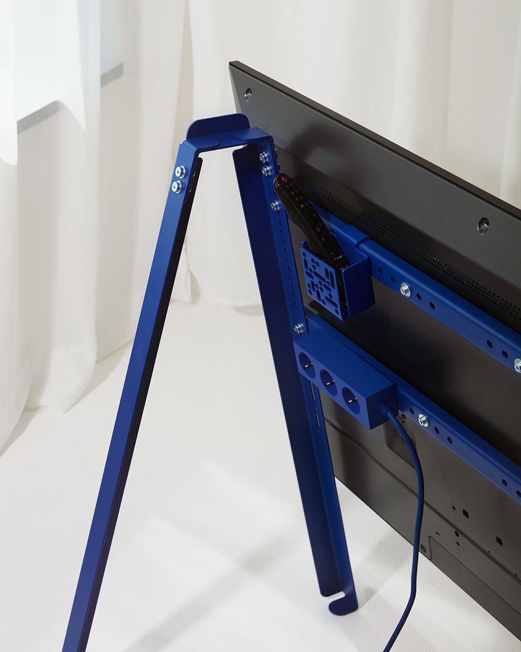 Pedestal A-frame Stand TV Stands 006 Ultra Marine